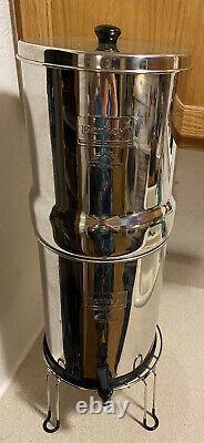 3.25Gal Royal Berkey Water Filter with Stand, 4 Elements, 4 Fluoride & AS Elements