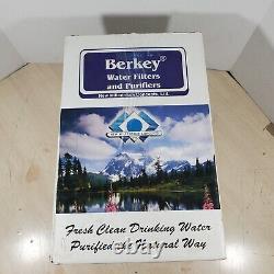 Big Berkey Water Filter System 2.1 Gal with 4 Black Filters AISI Stainless Steel