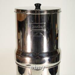 Royal Berkey Water Filter System 3.25 Gallons With Two Black Filters Great Shape